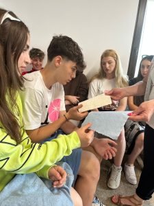 1f6276ba-7a07-403e-89fa-fba0c662f26c